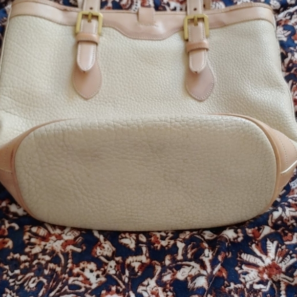 Dooney & Bourke Small Bucket Purse/Tote - Picture 2 of 10